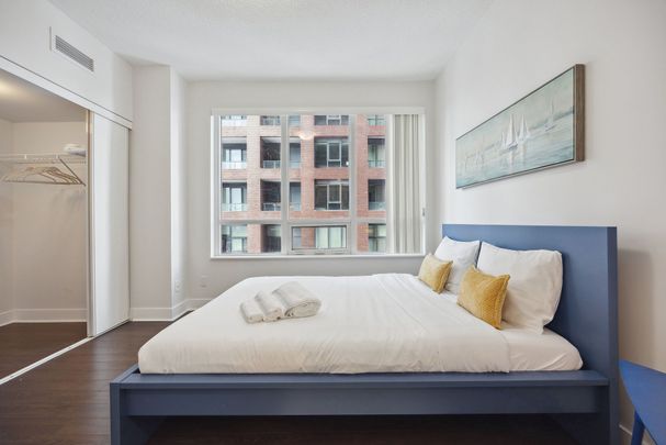 For Lease - 28 Linden Street Unit# 2708, Toronto, Ontario - Photo 1