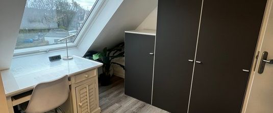 Charmante und hochwertig möblierte 1,5-Zimmer Maisonettewohnung in Zirndorf - Photo 1