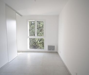 location Appartement T3 DE 58.49m² À HYERES - Photo 6