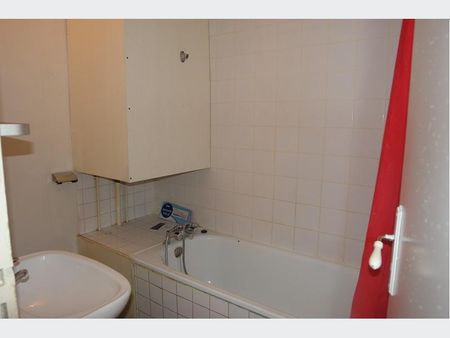 Appartement à Louer à LILLE 635 € - Photo 4