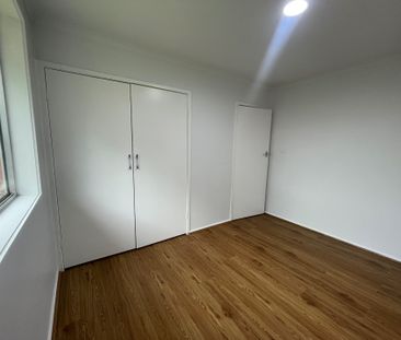 Freshly Renovated 2-Bedroom Unit in a Quiet Court Location! - Photo 2