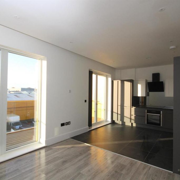 2 bedroom apartment to rent - Photo 1