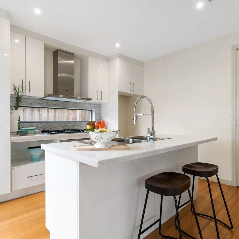 Nunawading - Photo 1