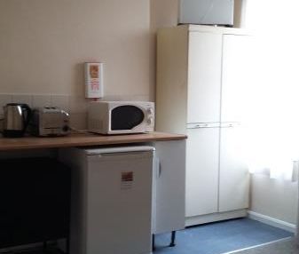 House share to rent - Photo 4