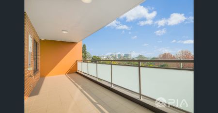 Spacious One Bedroom In Prime Location For Lease! - Photo 4