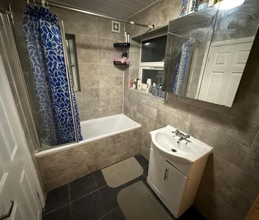 Room in a Shared Flat, Ranelagh Road, NW10 - Photo 3