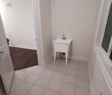 For Lease - 26 Navitas Crescent, Markham, Ontario - Photo 4