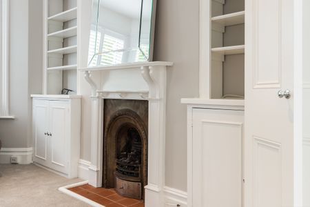 Melody Road, Wandsworth, SW18 flat to rent - Photo 2