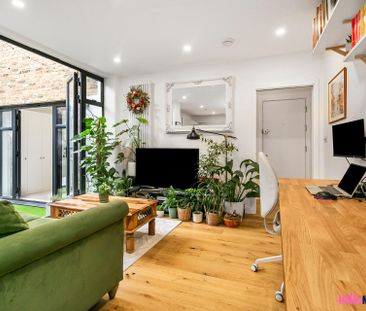 Sandycombe Road, Richmond, London, TW9 - Photo 1