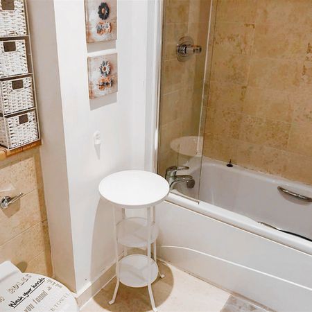 1 Bed Flat, Park House Apartments, LS1 - Photo 4