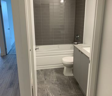 For Lease - 3200 Dakota Common Unit# B307, Burlington, Ontario - Photo 3