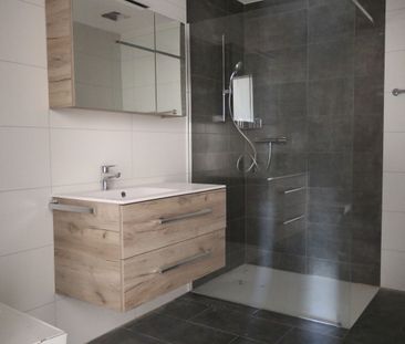 CHARMING 3 ½ ROOMS ON THE GROUND FLOOR – with TERRACE! - Foto 2