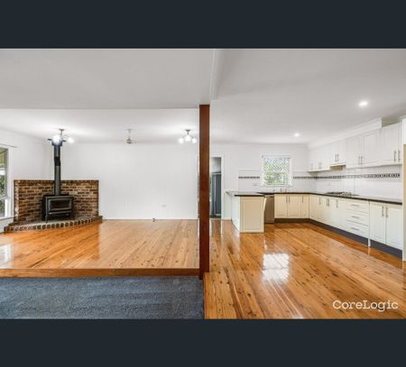 10 Wilfred Street, Harristown, Qld 4350 - Photo 3