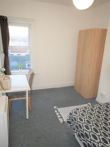 6 bedroom house share to rent - Photo 4
