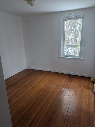 For Lease - 547 Glencairn Avenue, Toronto, Ontario - Photo 5