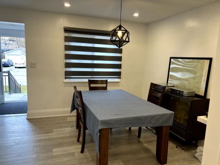 For Lease - 1280 Coric Avenue, Burlington, Ontario - Photo 2