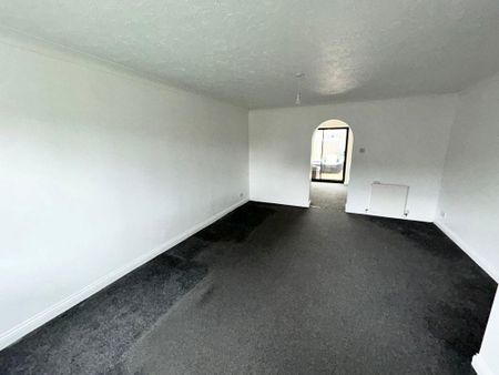 3 bed detached house to rent in NE11 - Photo 3