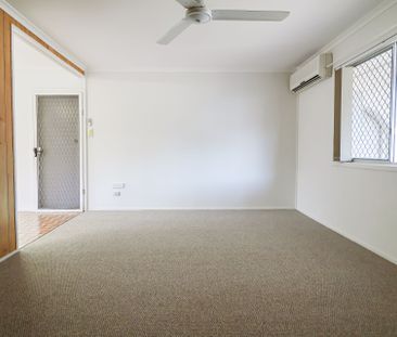 COMFORT, CONVENIENCE, AND CHARM - A PLACE TO CALL HOME 15 PASHLEY S... - Photo 3