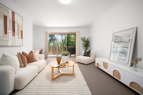 One of Strathfield's largest 1 bedroom set within footsteps of Station/shops - Photo 1