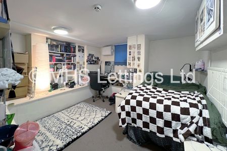 6 Bedroom Mid Terraced House for rent in Ashville Terrace - Photo 5