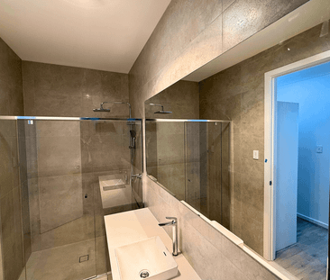 Brand New 4 Bedroom Family Home - Photo 2