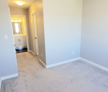 For Lease - 124 Daylily Lane, Kitchener, Ontario - Photo 1