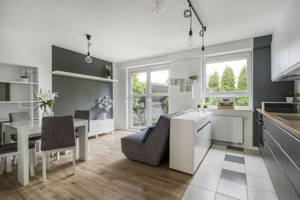 3 POK, 2 OGRÓDKI, KLIMA, GARAŻ, YES FOR PETS! 50.6 m² - Photo 1