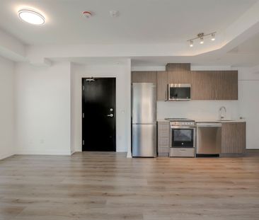 For Lease - 35-861 Sheppard Avenue Unit# Mainfloor, Toronto, Ontario - Photo 4