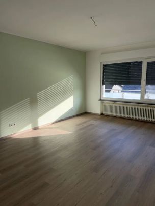 Geräumige 5-Zimmer-Wohnung mit Garten in Lindlar/Hartegasse - Photo 1