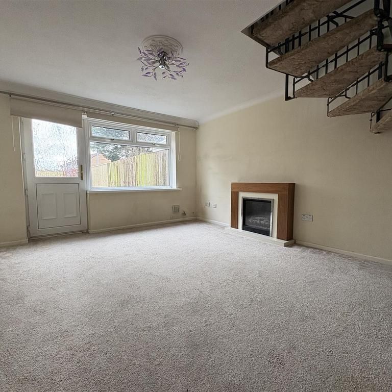 2 bedroom semi-detached house to rent - Photo 1