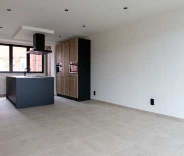 Appartement te huur in Antwerpen voor € 1.050 met 3 slaapkamers - Photo 5