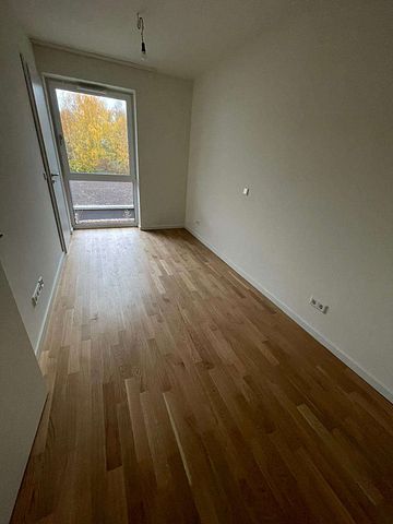 KfW 40-Neubau-Wohnung mit EBK, Balkon, Echtholzparkett, HWR, Fahrstuhl, Tiefgarage - Foto 2