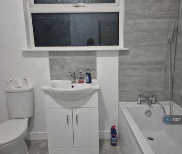 3 bedroom bungalow to rent - Photo 5