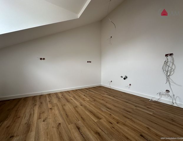 Kernsanierte 2-Zimmer-Wohnung im ruhigen Hinterhaus, zentral in Wiesbaden. - Photo 1