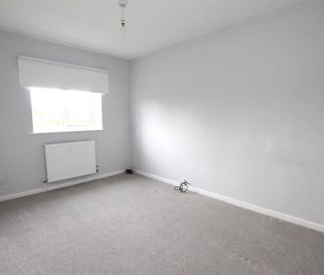 4 bedroom detached house to rent - Photo 5