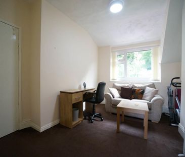 Apartment 3, 57 High Street - Photo 2