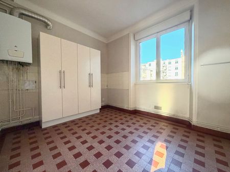 Location Appartement 3 pièces 72m² BREST 29200 - Photo 4