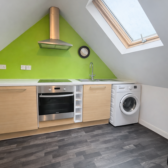 Studio to rent - Photo 1