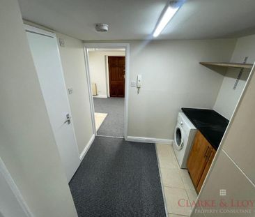2 bedroom flat to rent - Photo 6