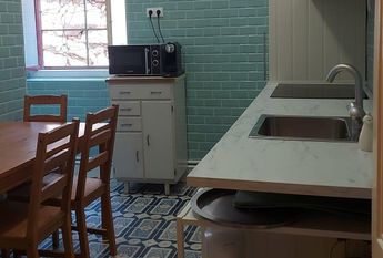 Alugamos quartos ou apartamento a meninas estudantes