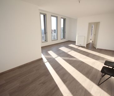 T4 de 83.97 m² boulevard de Belfort – Porte de Valenciennes réf 513... - Photo 3