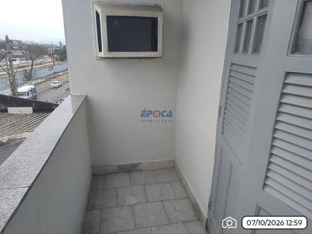Apartamento para Alugar com 2 quartos, 1 banheiro e 78m² - Photo 2