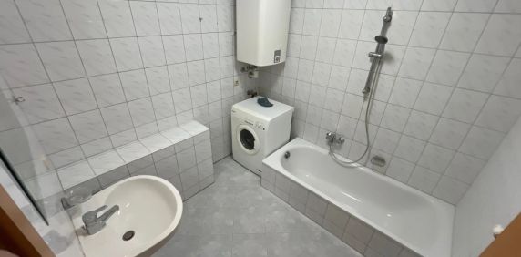 2-Zimmerwohnung mit Einbauküche und kleinem Balkon. - Photo 2