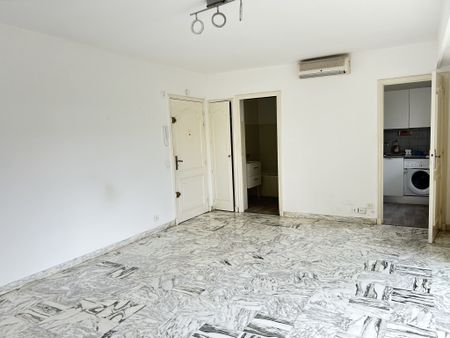Location Appartement 1 pièce 30m² NICE 06100 - Photo 4