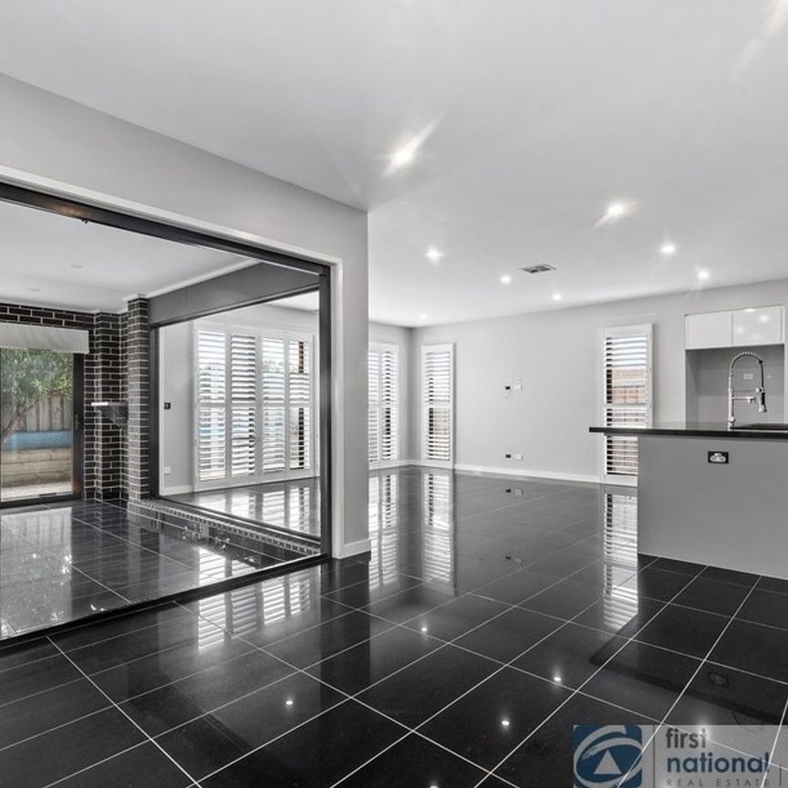 34 Petunia Drive, Keysborough - Photo 1