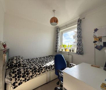 3 bedroom semi-detached house to rent - Photo 4