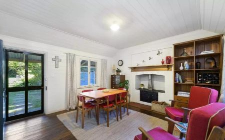 Full of Charm - Close to CBD! - Photo 2