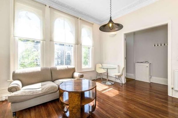 North Villas, Camden, NW1 - Photo 1