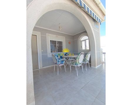 FOR RENT: DETACHED VILLA, 3 BEDROOMS AND 2 BATHROOMS IN TORREVIEJA - ALICANTE - Photo 4