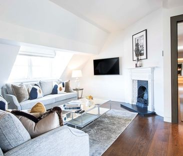 2 Bedroom Apartment, Duke Street, Mayfair, W1K - Photo 3